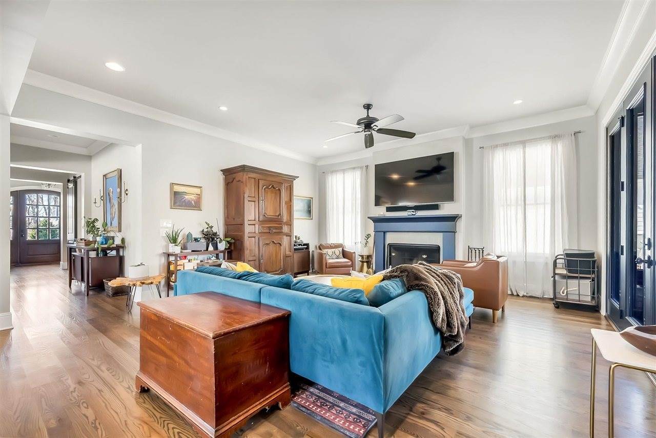 916 Drakes Ridge Lane, Bowling Green, KY 42103