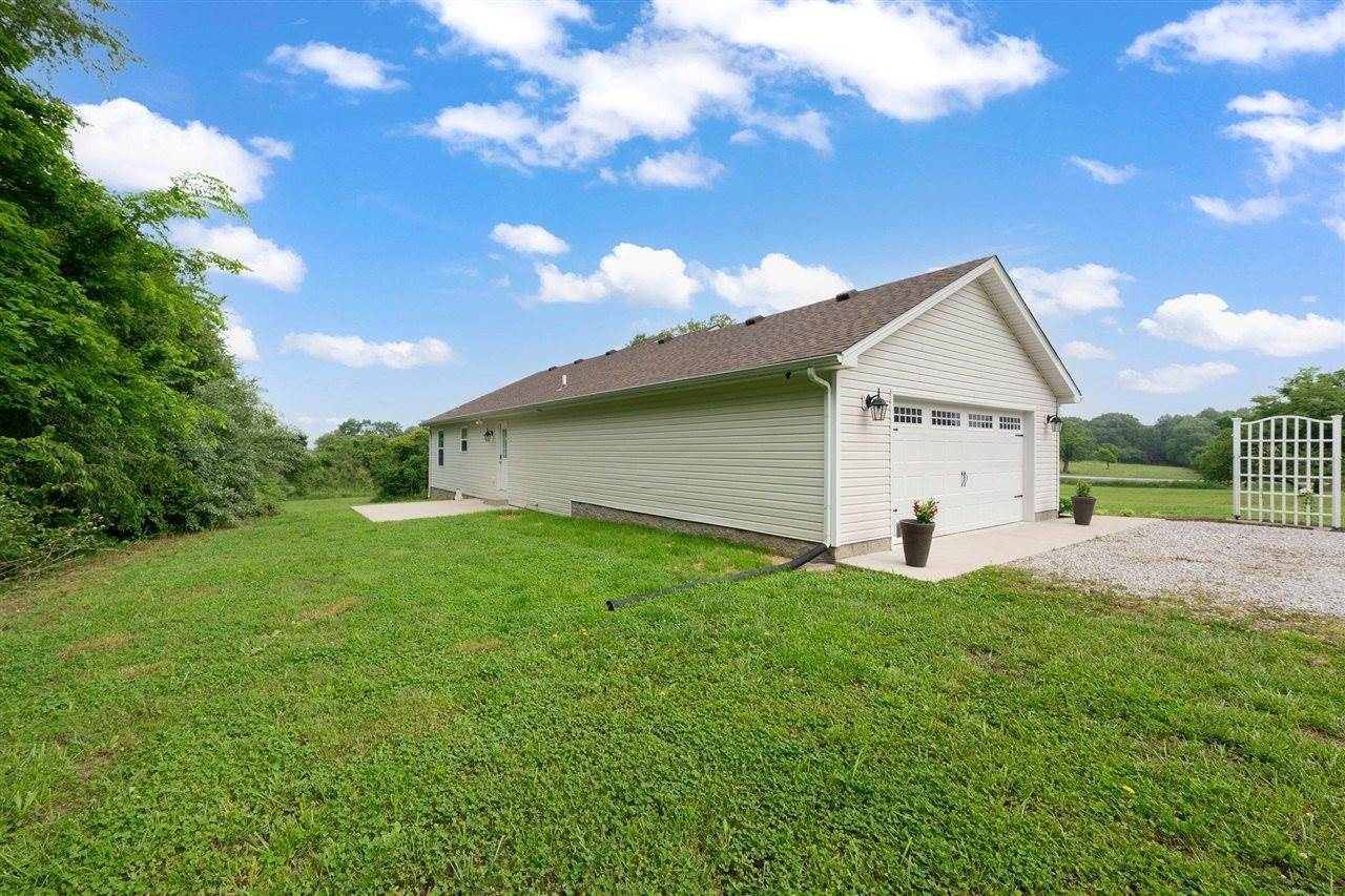6835 Penns Chapel Road, Bowling Green, KY 42101