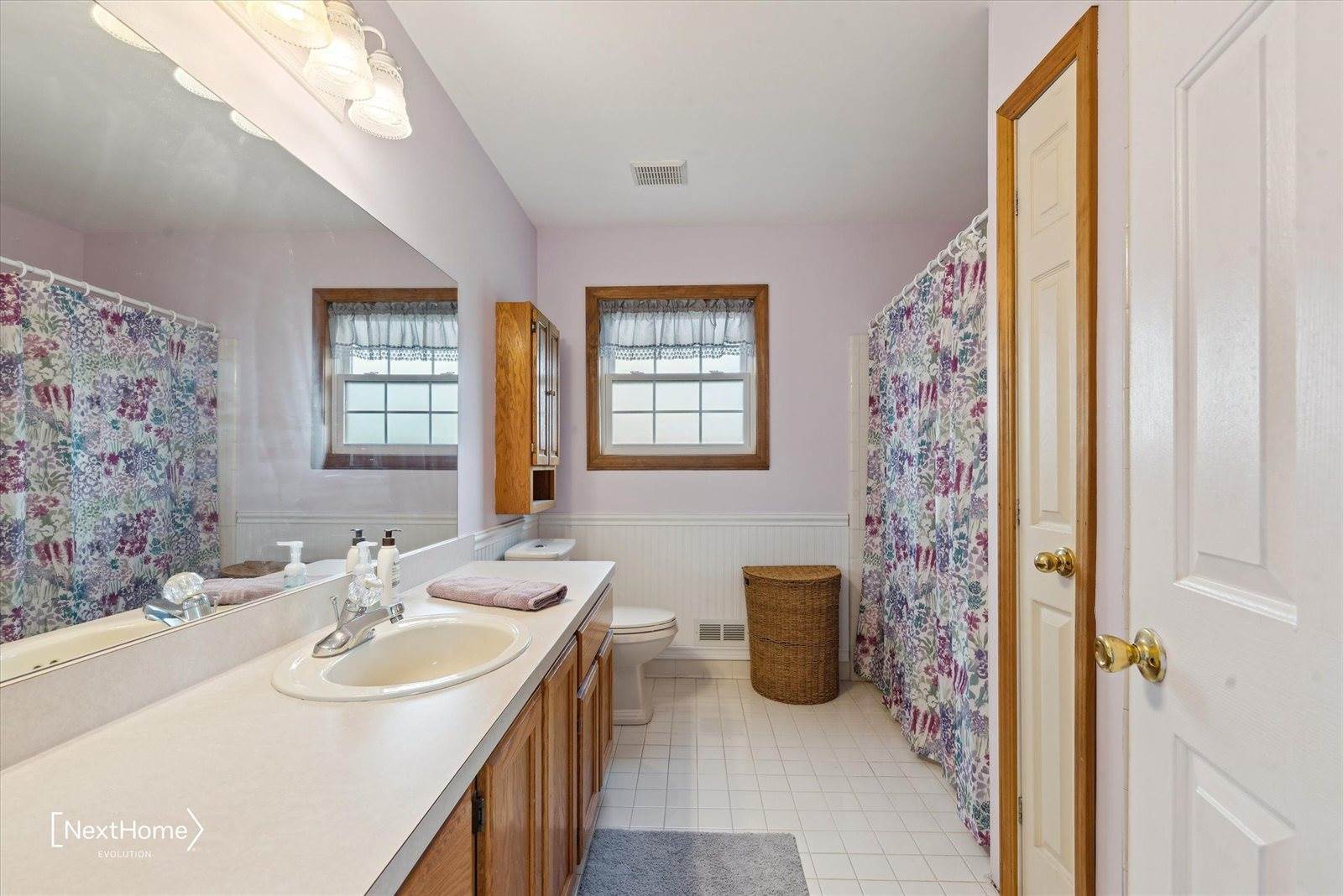 16957 Sunflower Drive, BrownstownCharterTownship_Wayne, MI 48173