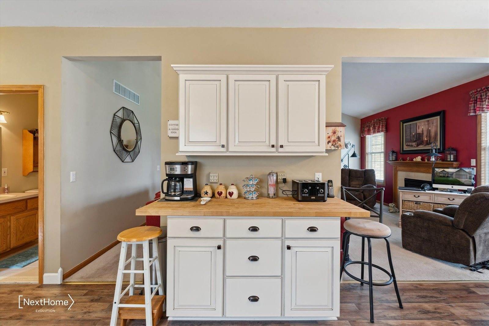 16957 Sunflower Drive, BrownstownCharterTownship_Wayne, MI 48173