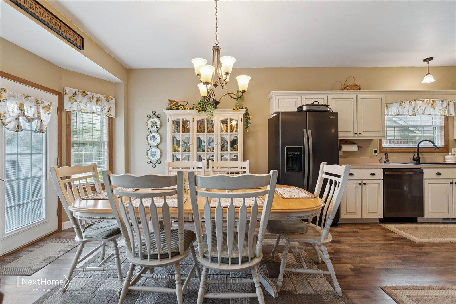 16957 Sunflower Drive, BrownstownCharterTownship_Wayne, MI 48173