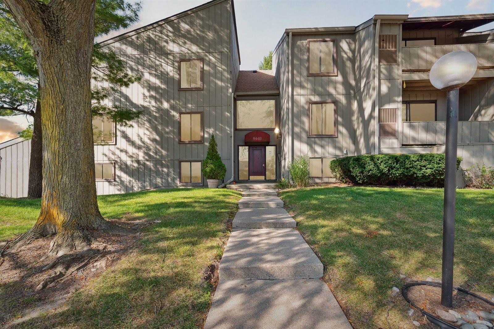 9601 Bayview Drive, #301, YpsilantiCharterTownship_Washtenaw, MI 48197