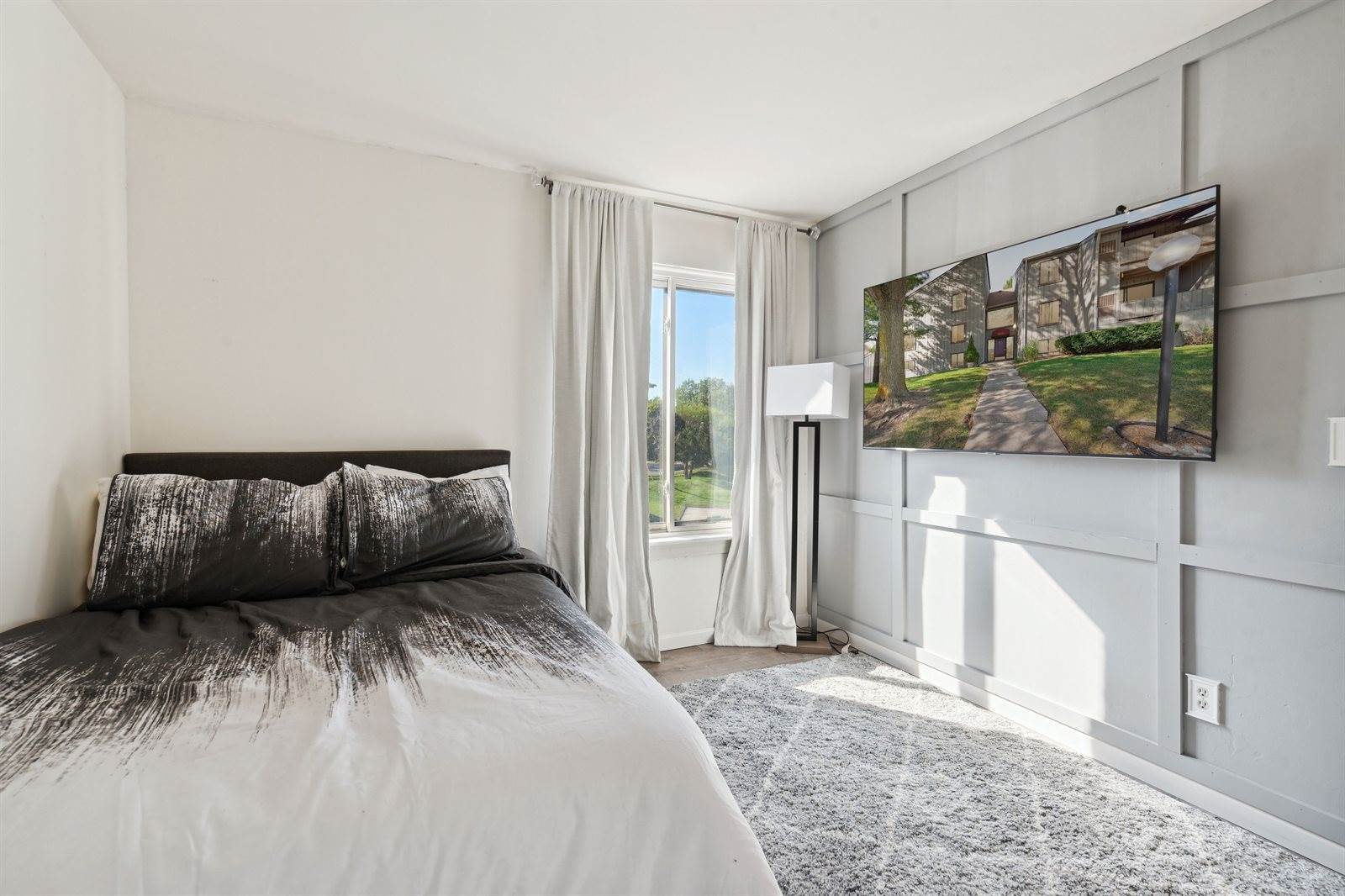 9601 Bayview Drive, #301, YpsilantiCharterTownship_Washtenaw, MI 48197