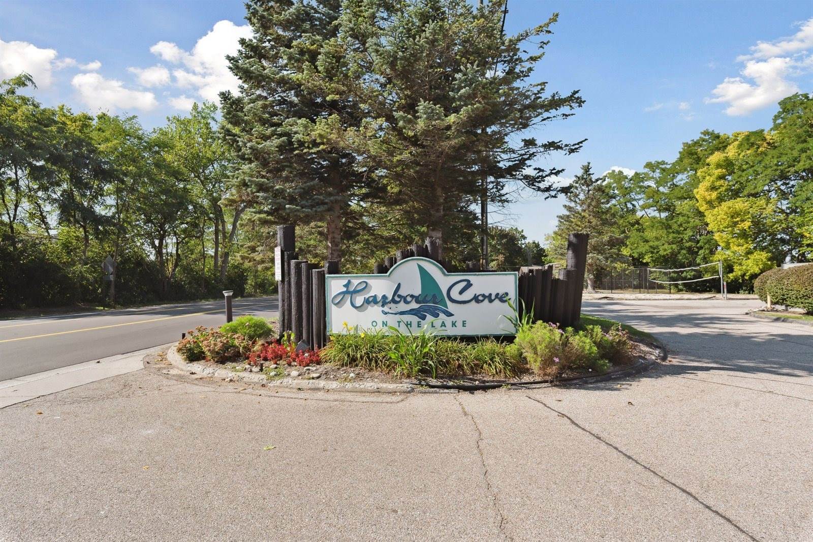 9601 Bayview Drive, #301, YpsilantiCharterTownship_Washtenaw, MI 48197