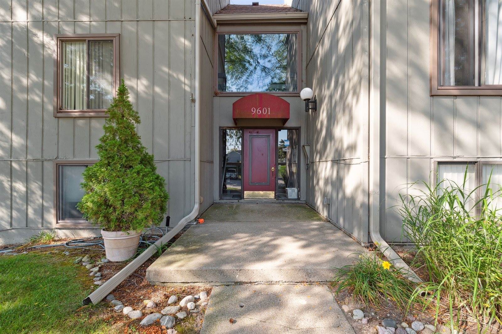 9601 Bayview Drive, #301, YpsilantiCharterTownship_Washtenaw, MI 48197