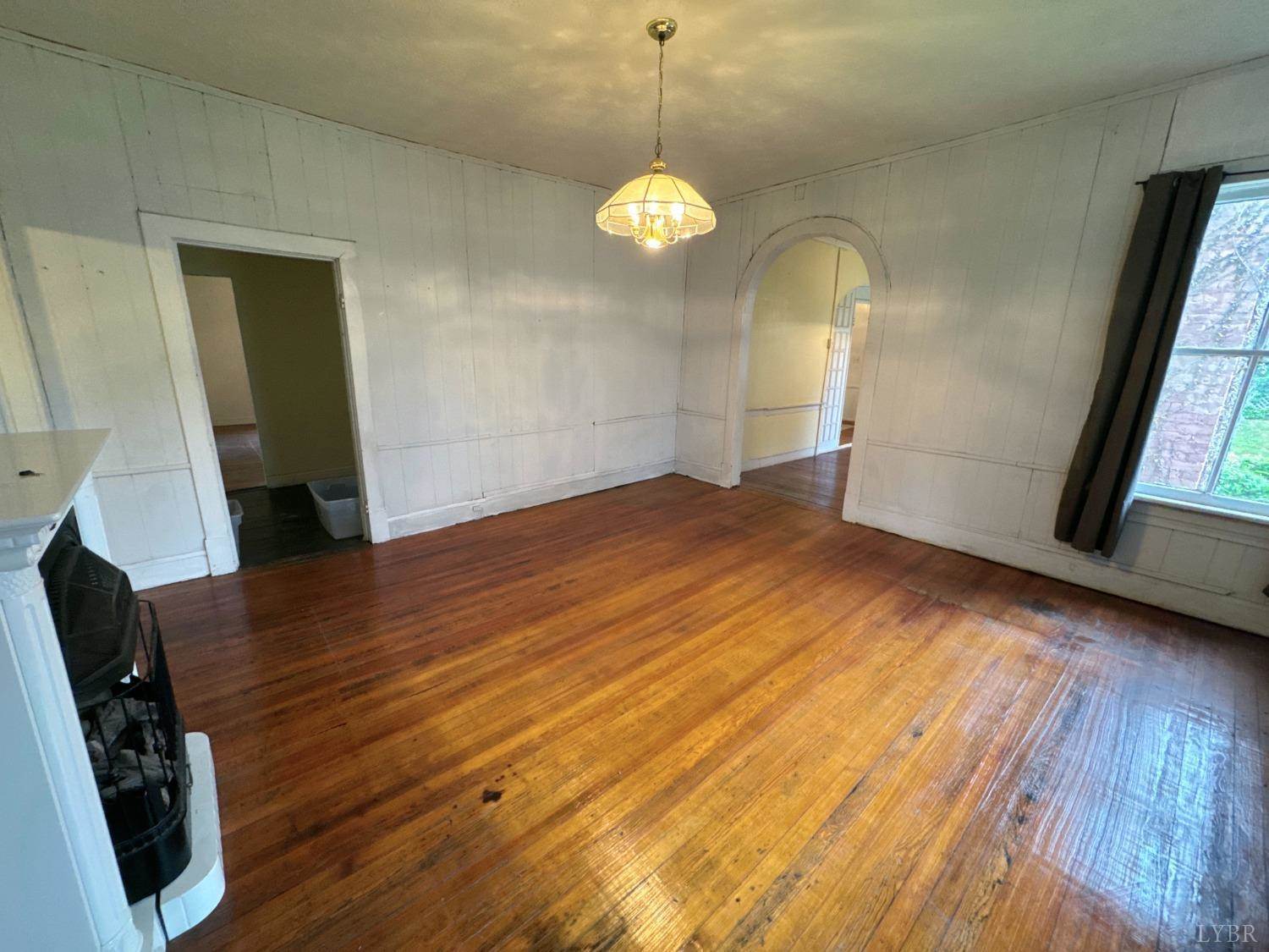 1001 Jackson Street, Lynchburg, VA 24504