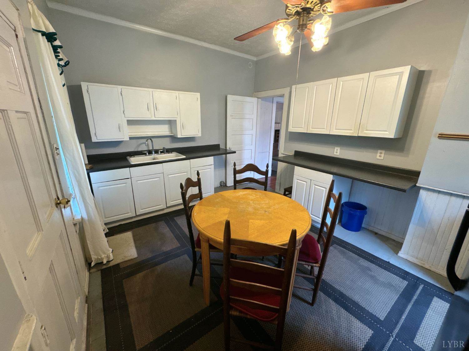 1001 Jackson Street, Lynchburg, VA 24504