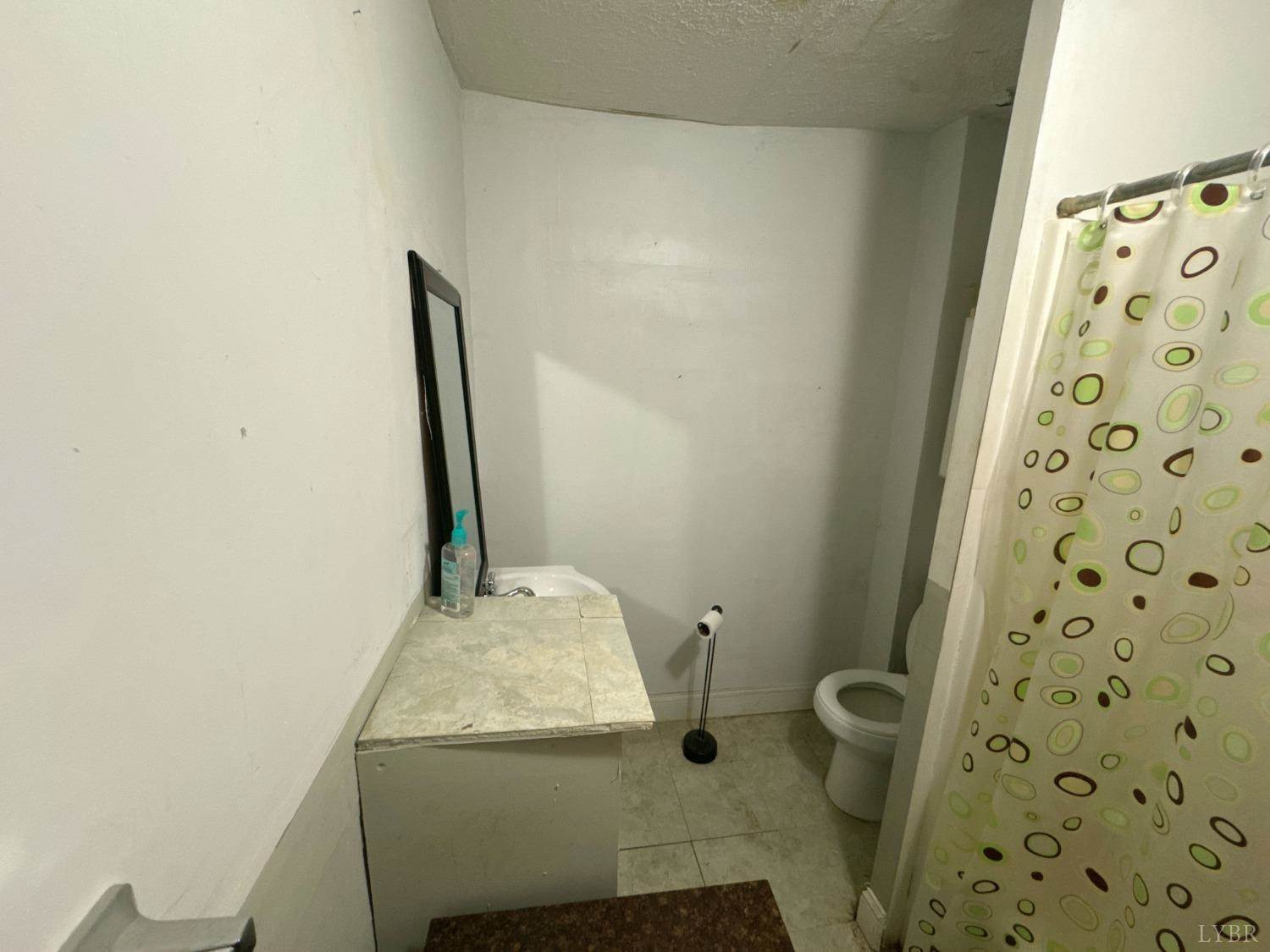 1001 Jackson Street, Lynchburg, VA 24504