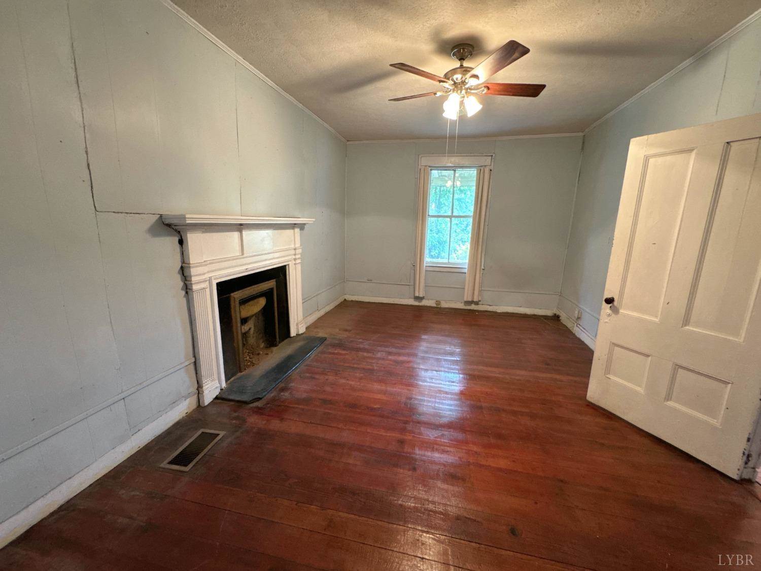 1001 Jackson Street, Lynchburg, VA 24504