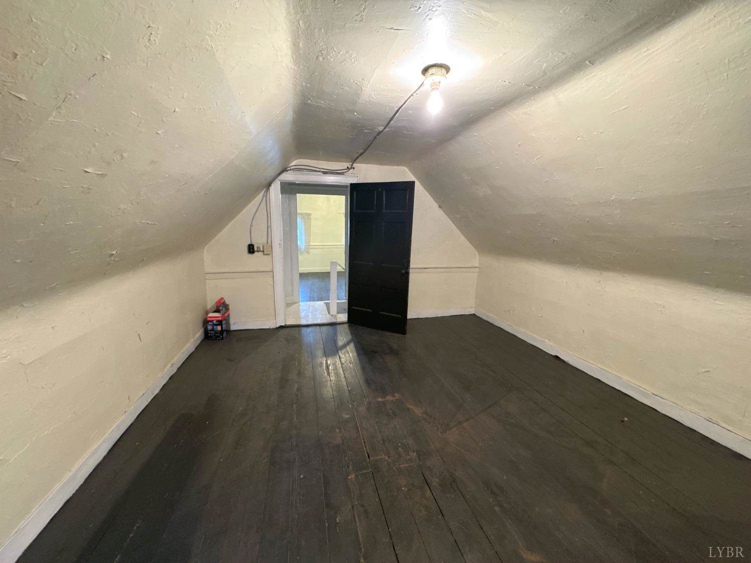 1001 Jackson Street, Lynchburg, VA 24504