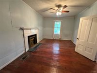 1001 Jackson Street, Lynchburg, VA 24504