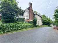 1001 Jackson Street, Lynchburg, VA 24504