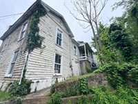 1001 Jackson Street, Lynchburg, VA 24504