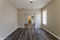 4242 Turton Avenue, Jacksonville, FL 32208