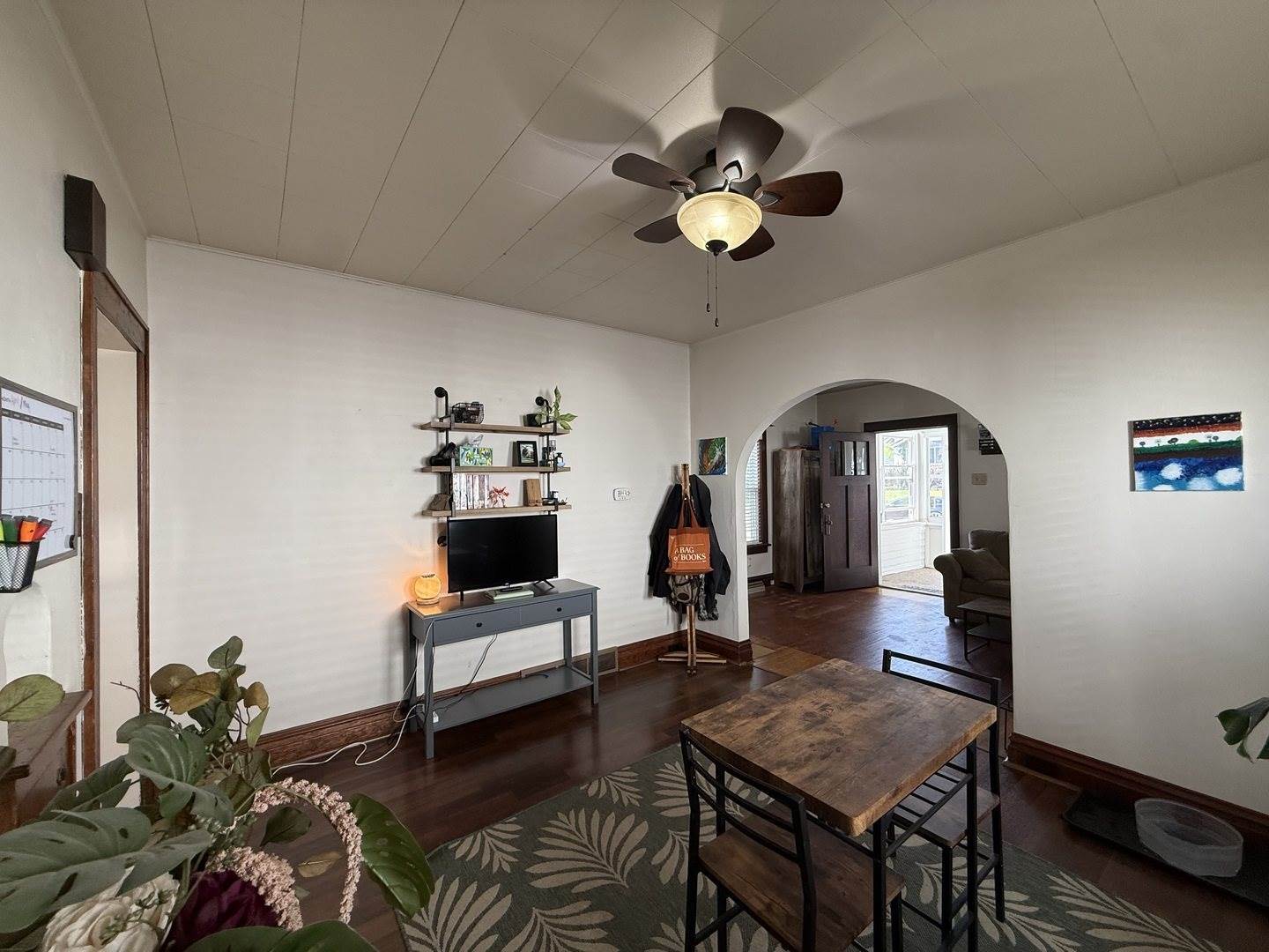 845 West Avon Street, Freeport, IL 61032