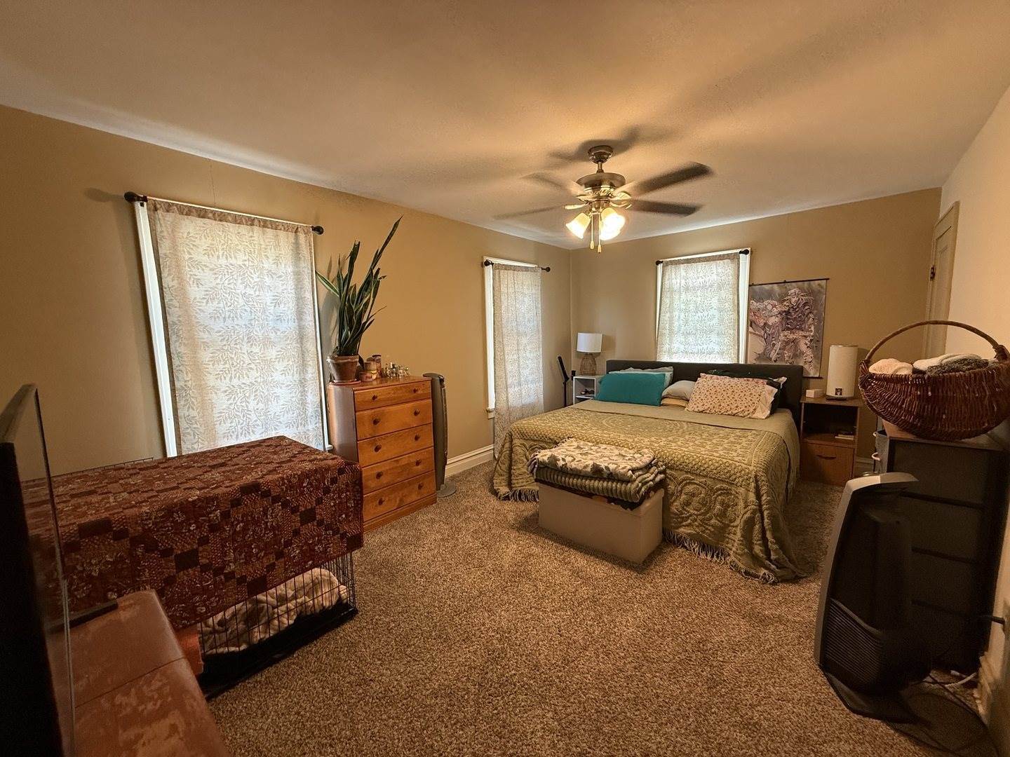 845 West Avon Street, Freeport, IL 61032