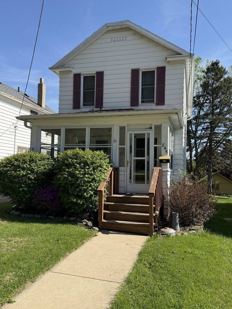 845 West Avon Street, Freeport, IL 61032
