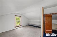 824 South State Street, Geneseo, IL 61254