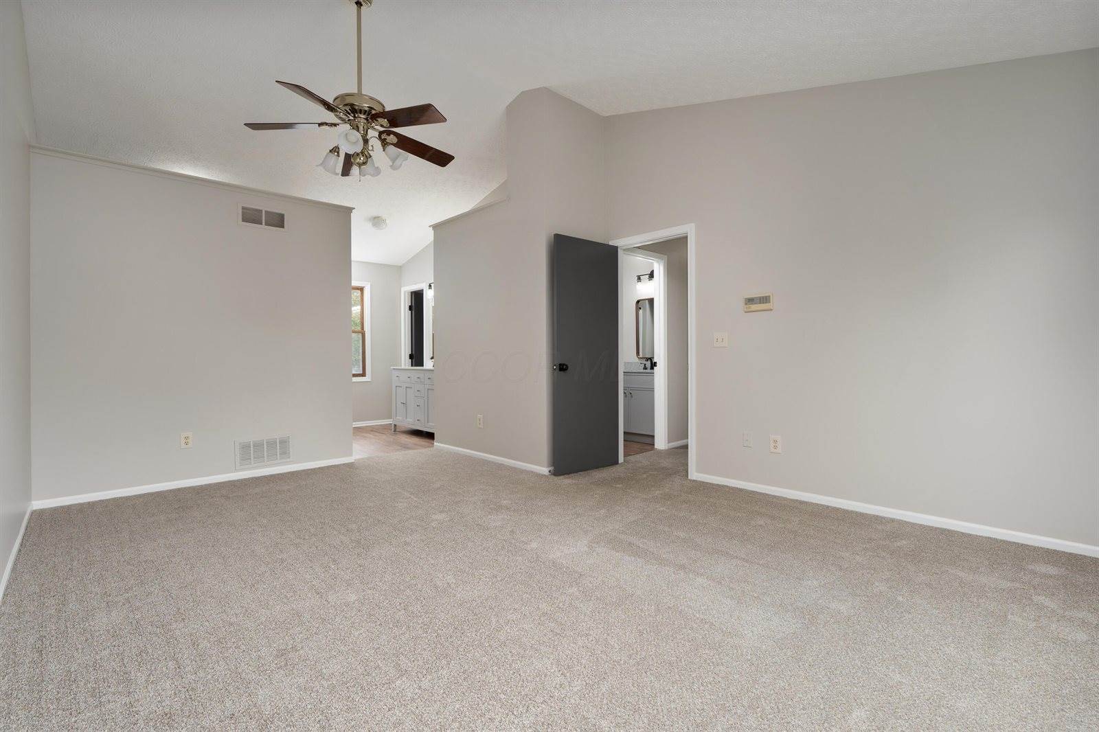 2363 Sundew Avenue, Grove City, OH 43123