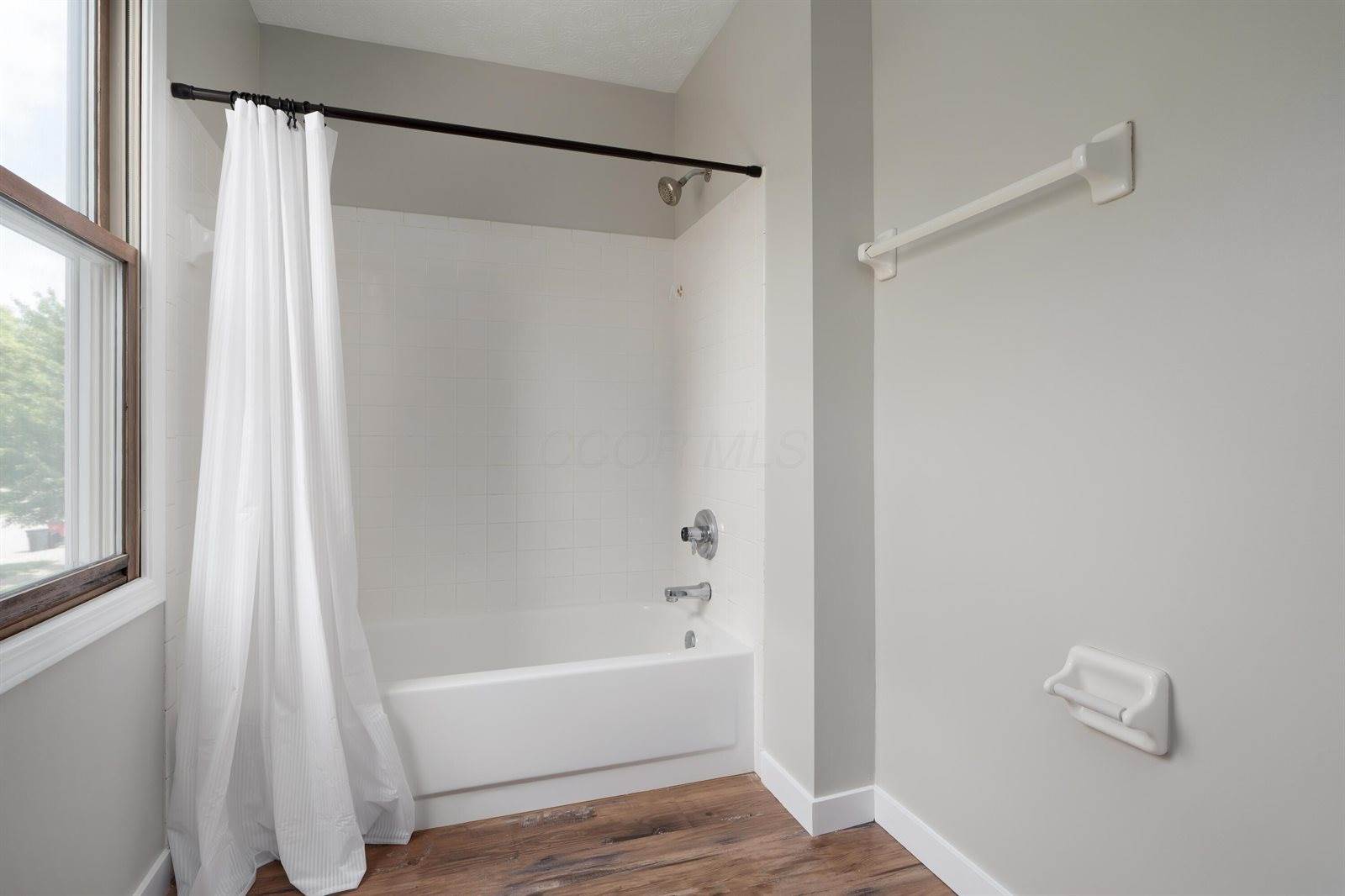 2363 Sundew Avenue, Grove City, OH 43123