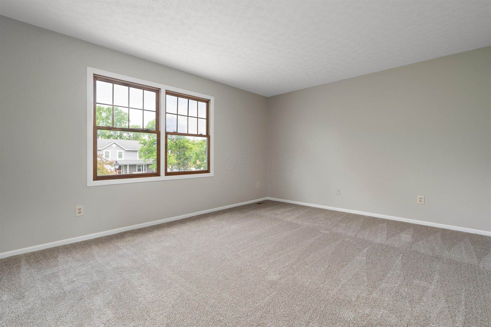 2363 Sundew Avenue, Grove City, OH 43123