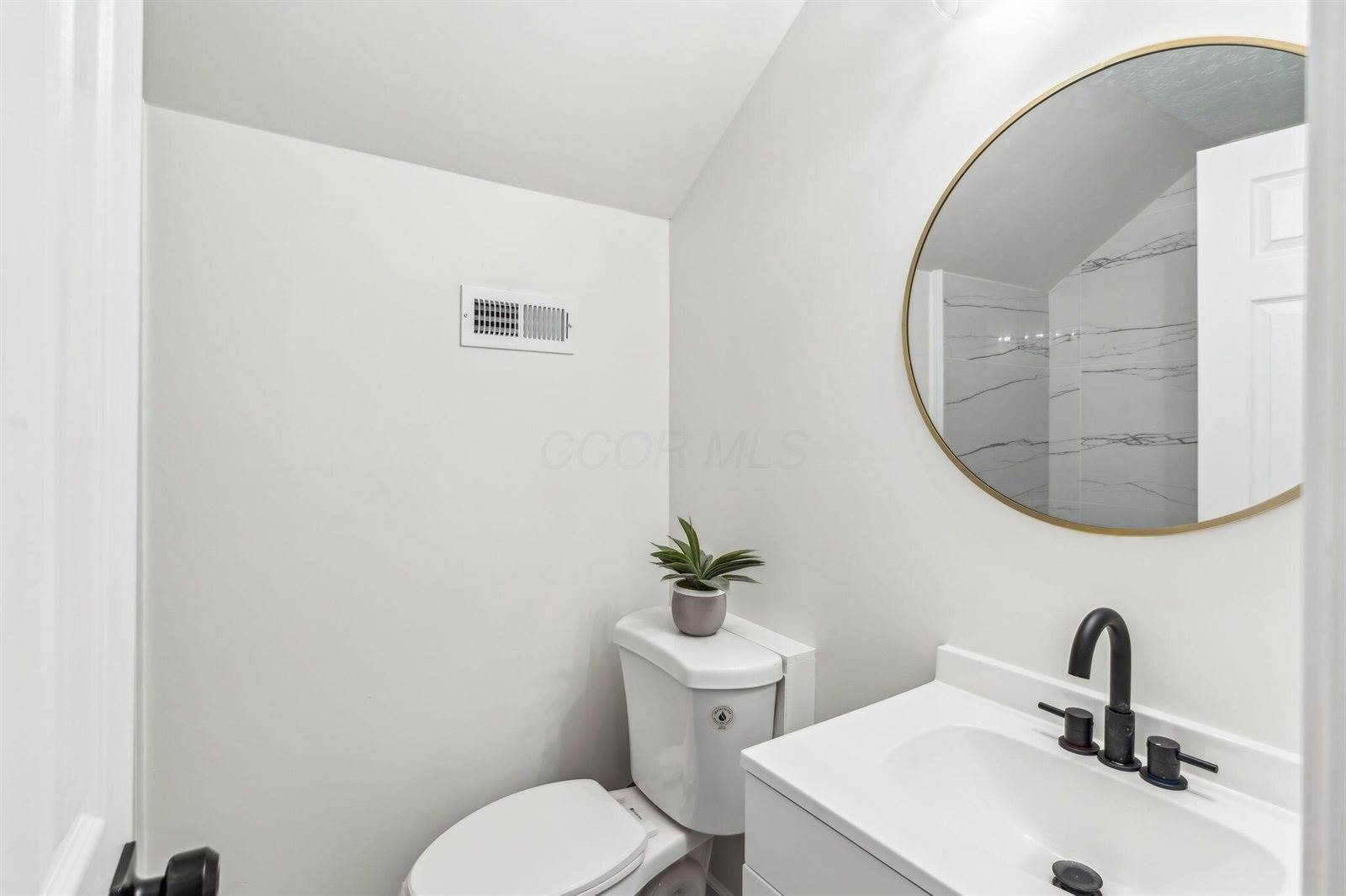 568 Wilson Avenue, Marion, OH 43302