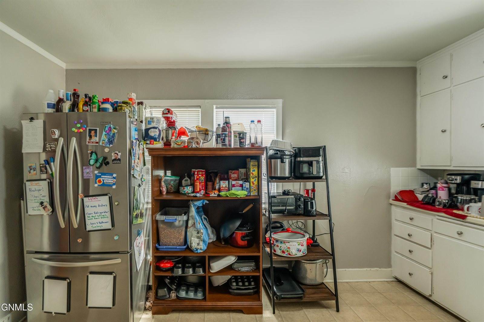 214 16th Street, Bismarck, ND 58501