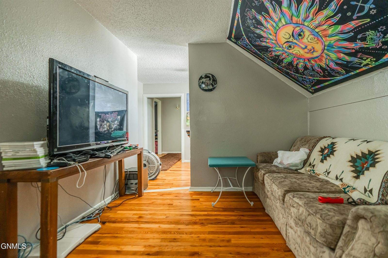 214 16th Street, Bismarck, ND 58501