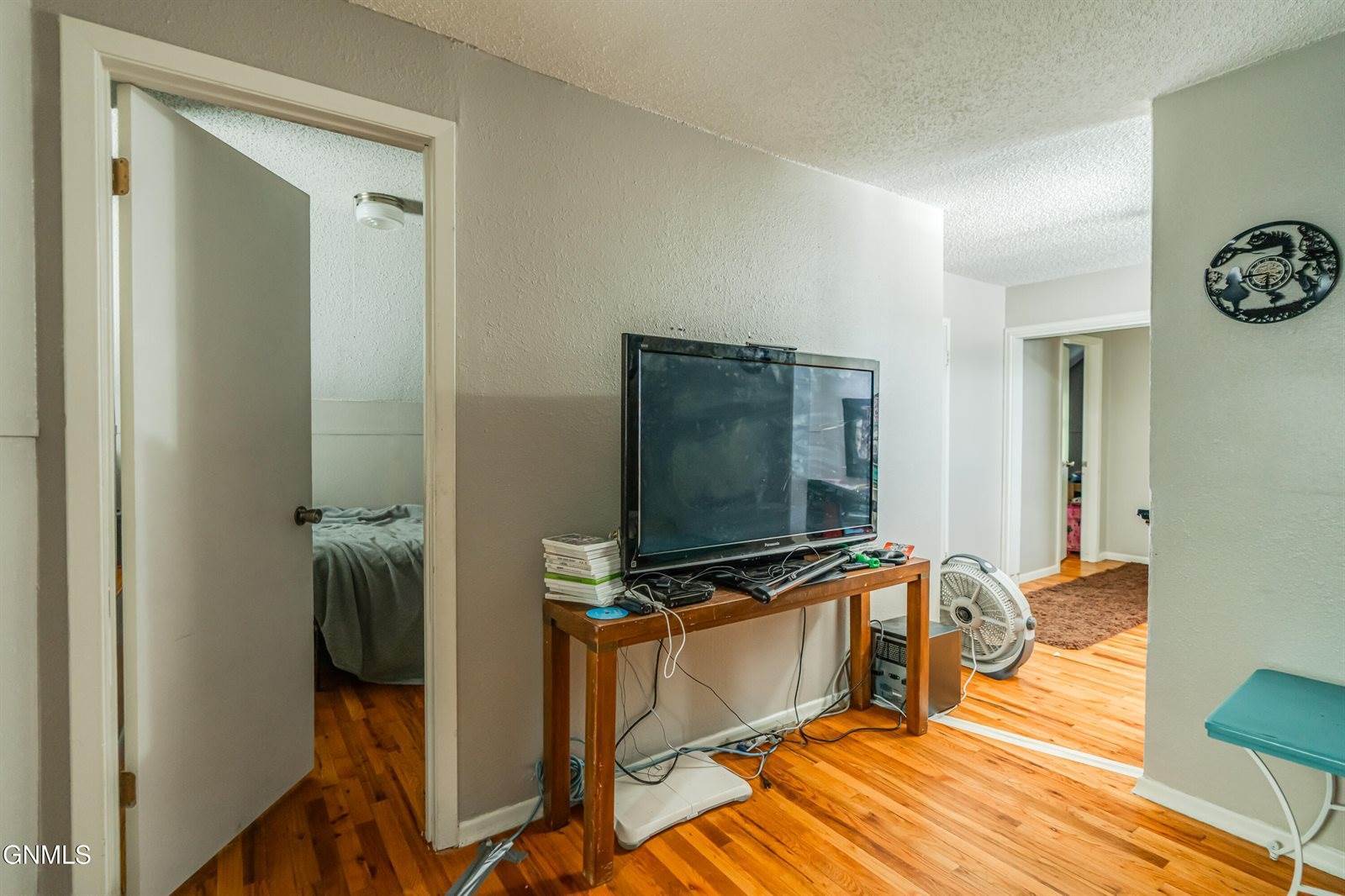 214 16th Street, Bismarck, ND 58501