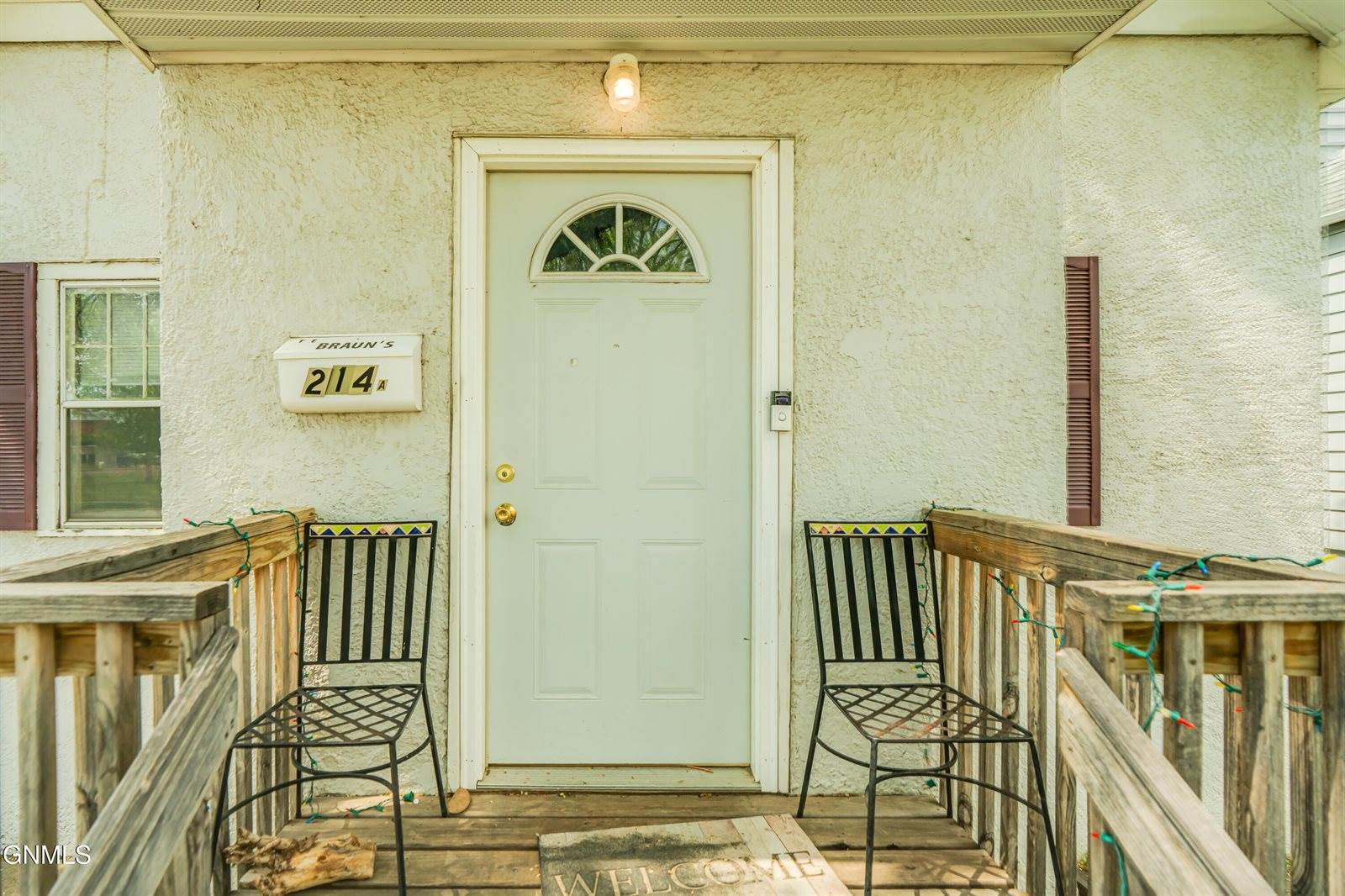 214 16th Street, Bismarck, ND 58501