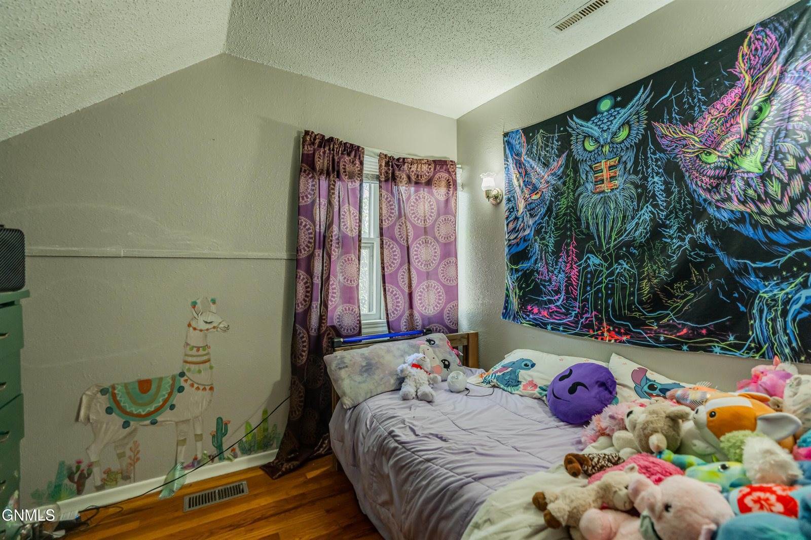 214 16th Street, Bismarck, ND 58501