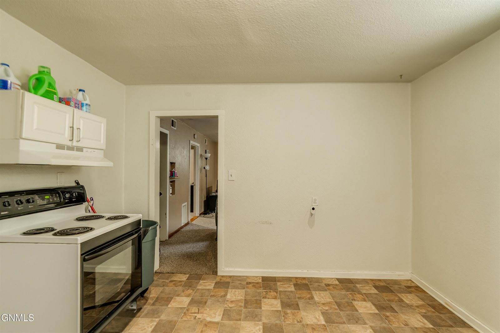 214 16th Street, Bismarck, ND 58501