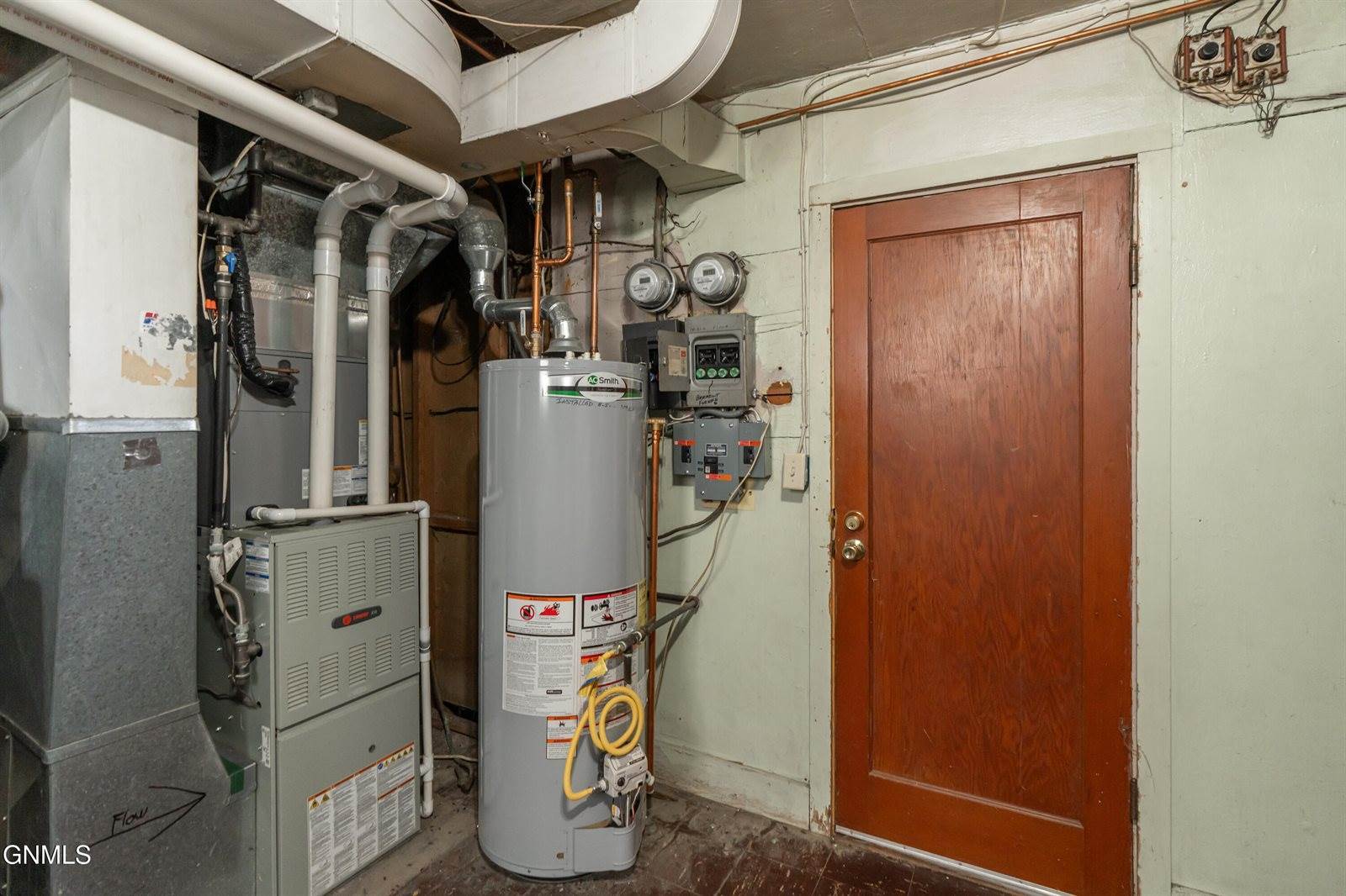 214 16th Street, Bismarck, ND 58501