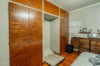 214 16th Street, Bismarck, ND 58501