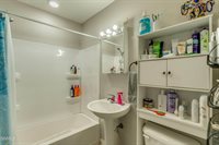 214 16th Street, Bismarck, ND 58501