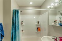 214 16th Street, Bismarck, ND 58501