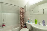 214 16th Street, Bismarck, ND 58501