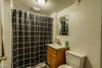 214 16th Street, Bismarck, ND 58501