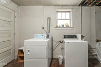 214 16th Street, Bismarck, ND 58501