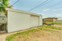 214 16th Street, Bismarck, ND 58501