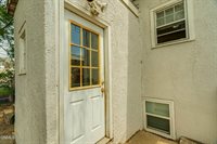 214 16th Street, Bismarck, ND 58501