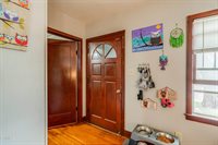 214 16th Street, Bismarck, ND 58501