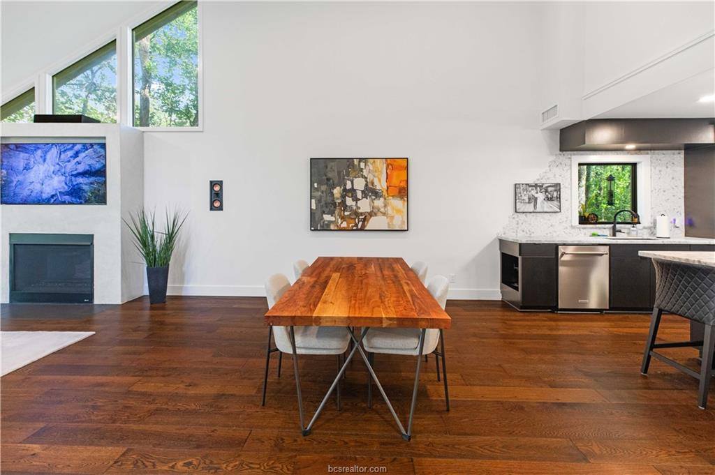 23 Forest Drive, College Station, TX 77840