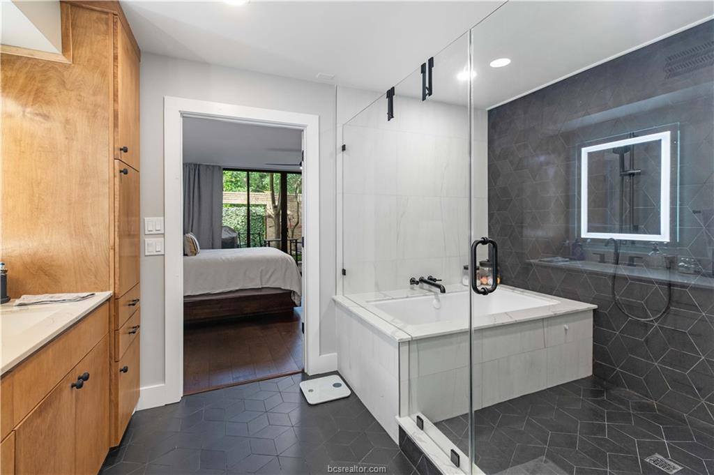 23 Forest Drive, College Station, TX 77840