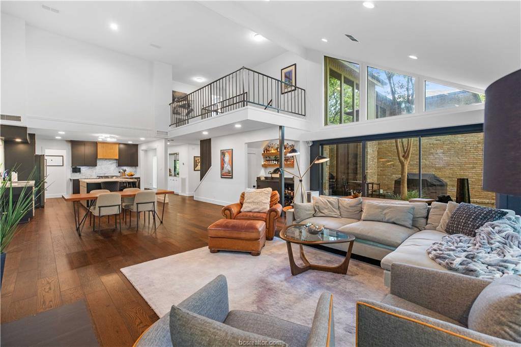 23 Forest Drive, College Station, TX 77840