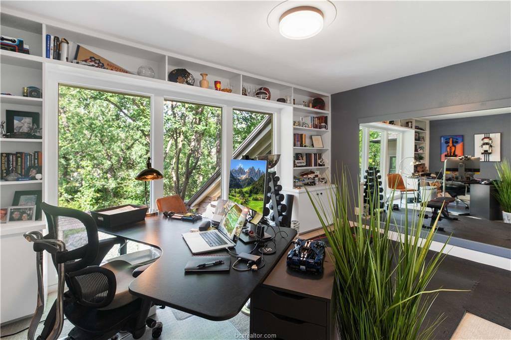 23 Forest Drive, College Station, TX 77840