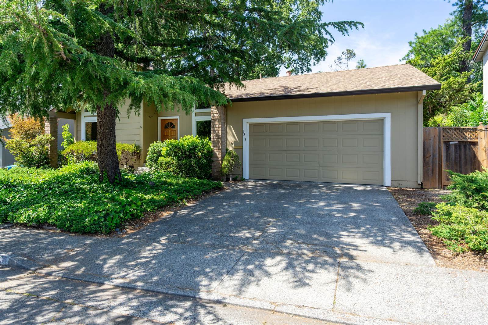 5313 San Luis Avenue, Santa Rosa, CA 95409