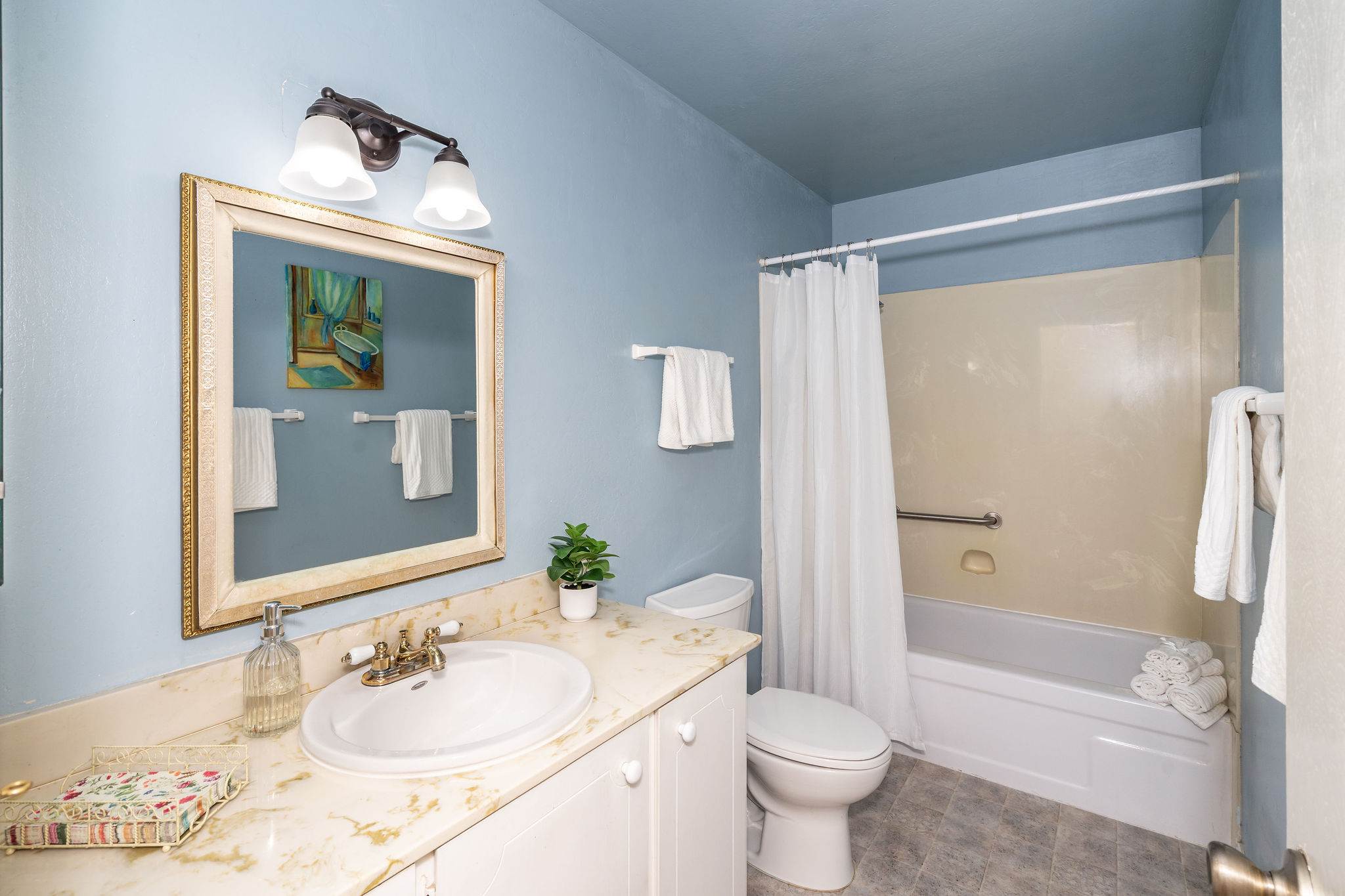 5313 San Luis Avenue, Santa Rosa, CA 95409