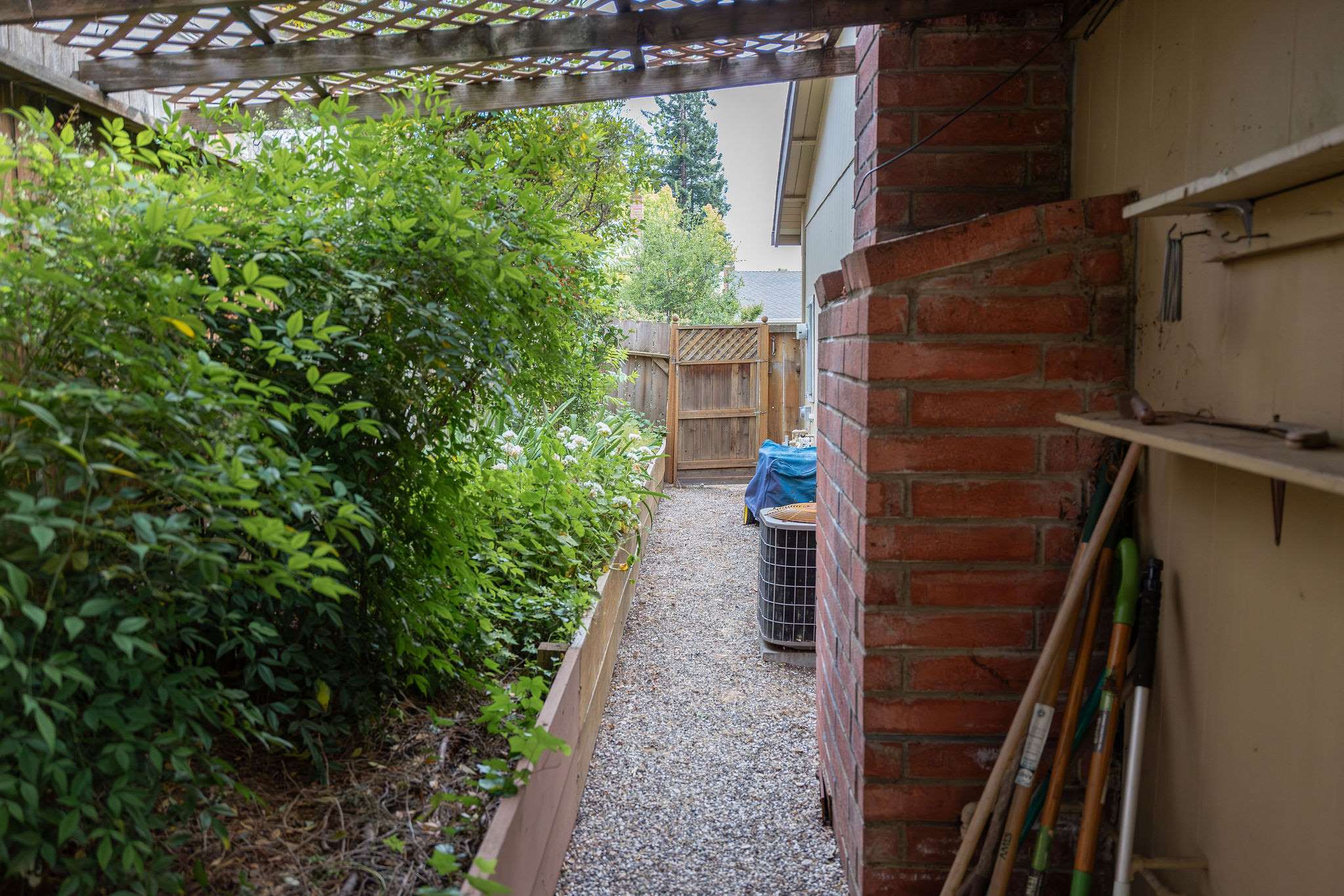 5313 San Luis Avenue, Santa Rosa, CA 95409