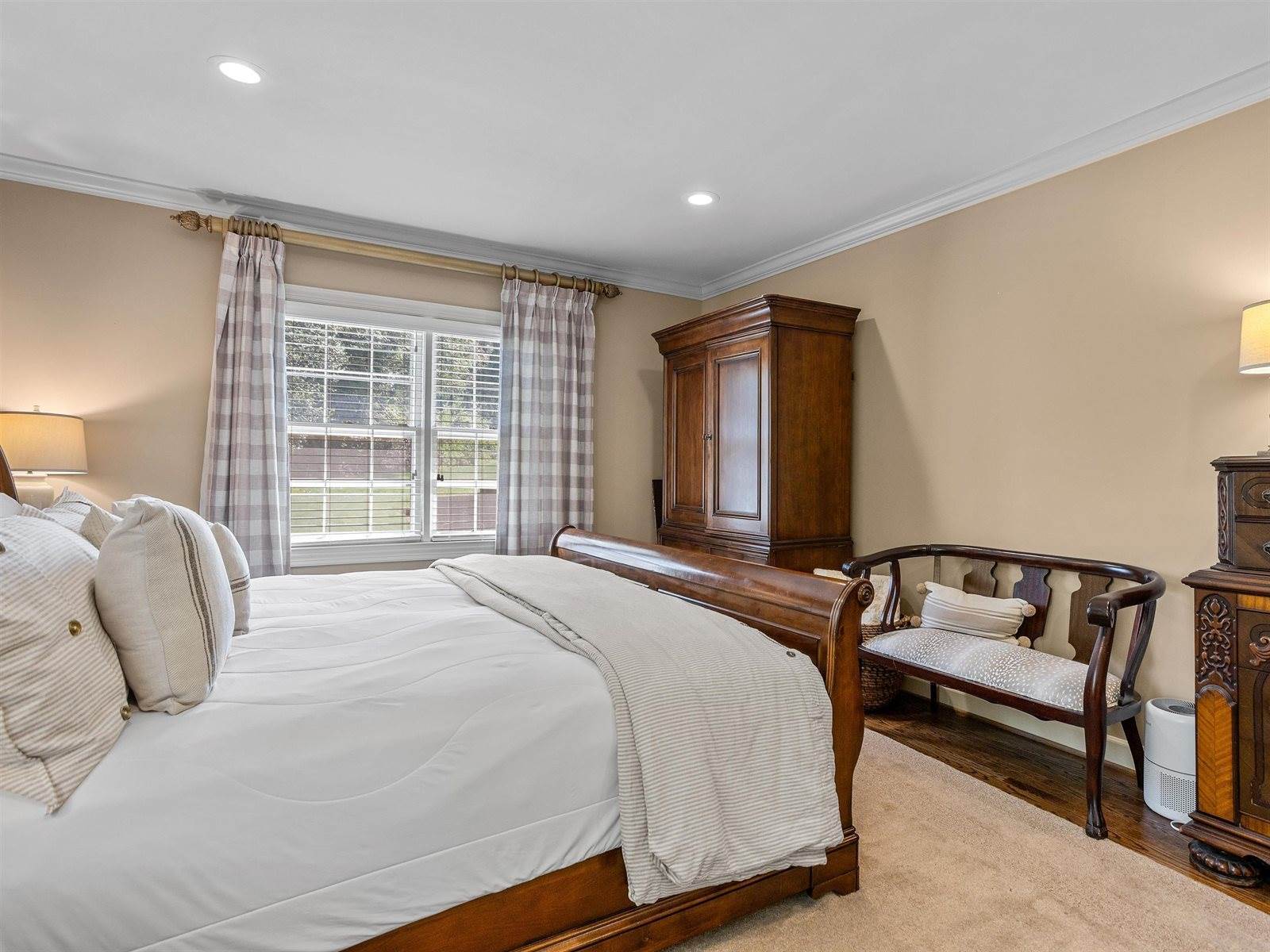 1076 Woodburn Road, Spartanburg, SC 29302